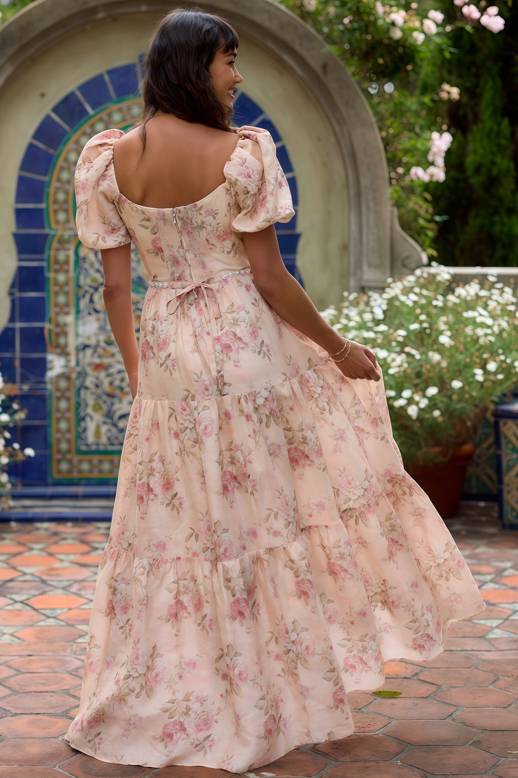 Noelia - Vestido Elegante de Caída Fluida