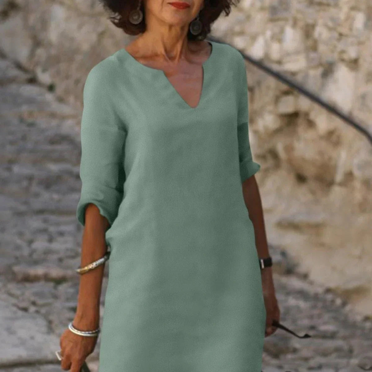 Adela -  Vestido cómodo con cuello en V